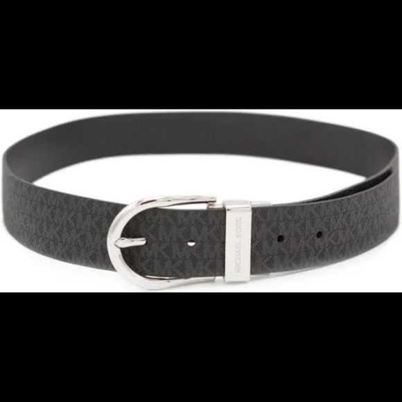 Belt— Michael Kors Reversible Logo - Picture 2 of 3